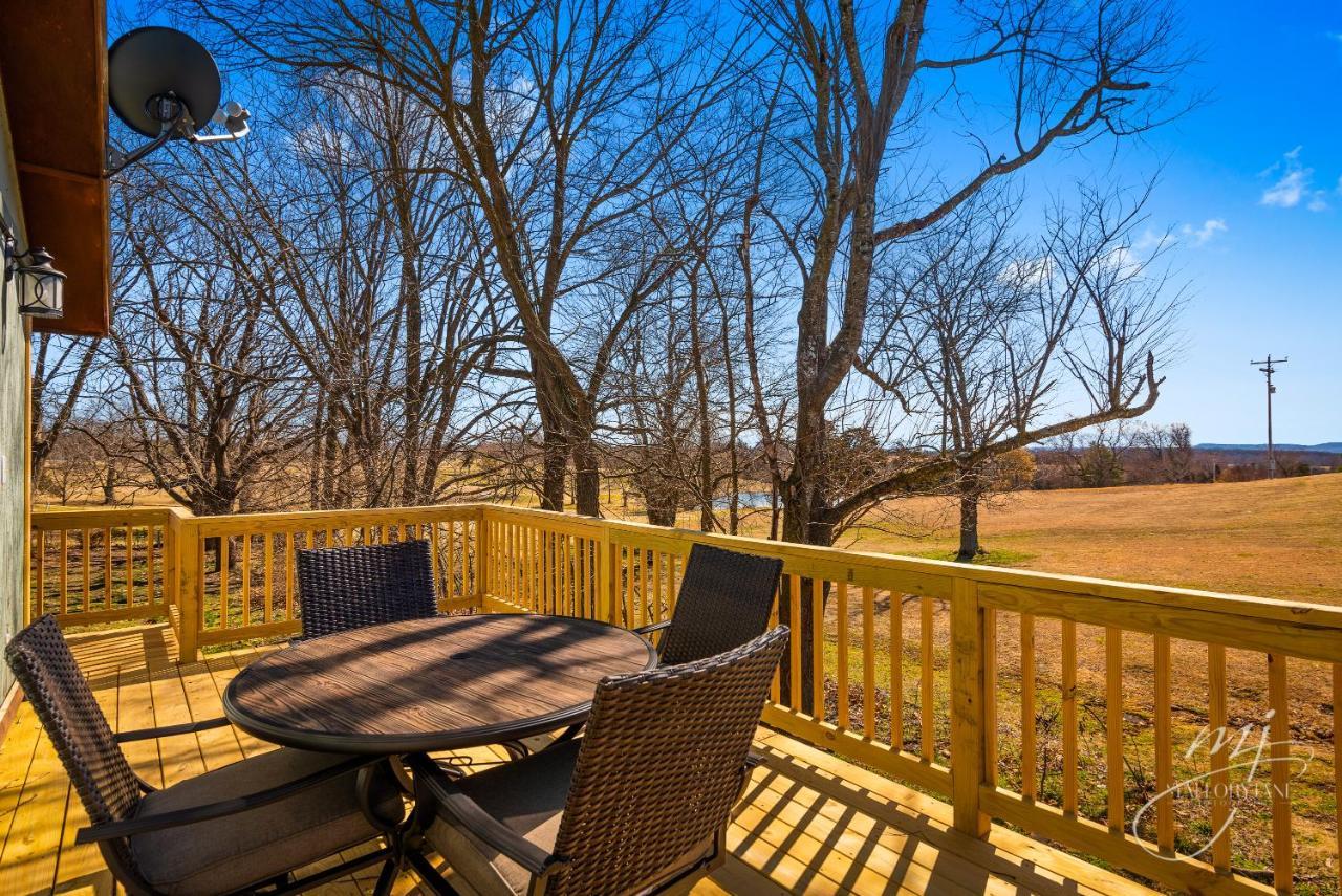 Fairway Inn Berryville Exterior photo